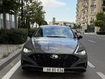 Hyundai Sonata-1