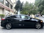 Hyundai Elantra-5