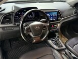 Hyundai Avante-12