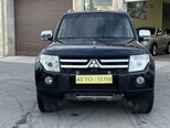 Mitsubishi Pajero-12
