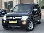 Mitsubishi Pajero-11