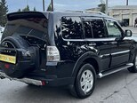 Mitsubishi Pajero-13
