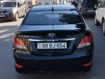 Hyundai Accent-3