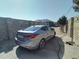 Hyundai Elantra-5