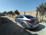 Hyundai Elantra-4