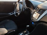 Hyundai Accent-4