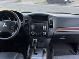 Mitsubishi Pajero-17
