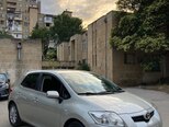 Toyota Auris-1