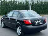 Kia Rio-4