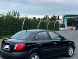 Kia Rio-5