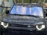 Land Rover Defender-7