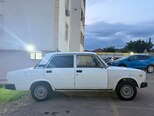 LADA (VAZ) 2107-4