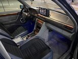Mercedes E 220-2