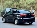 Kia Rio-10