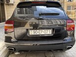 Porsche Cayenne S-7