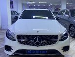 Mercedes GLC 300-1
