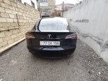 Tesla Model 3-6