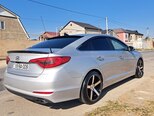 Hyundai Sonata-17