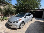 Hyundai Elantra-7
