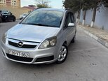 Opel Zafira-4