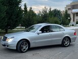 Mercedes E 240-4