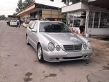 Mercedes E 240-1