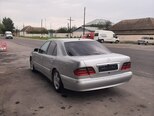 Mercedes E 240-3