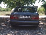 Mercedes E 220-3