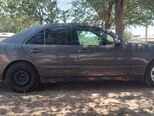 Mercedes E 220-4