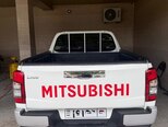 Mitsubishi L200-2