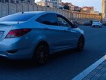 Hyundai Accent-5