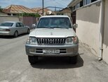 Toyota Land Cruiser Prado-1
