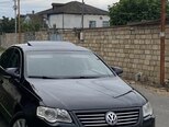 Volkswagen Passat-1