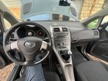 Toyota Auris-5