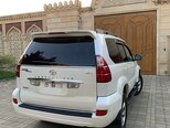 Toyota Land Cruiser Prado-4