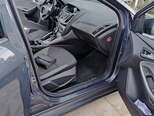 Ford Focus-12