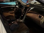 Hyundai Elantra-6