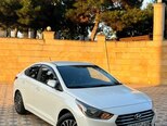 Hyundai Accent-3