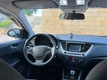 Hyundai Accent-13