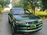 Isuzu Axiom-1