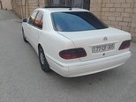 Mercedes E 220-5