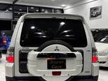 Mitsubishi Pajero-6