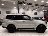 Mitsubishi Pajero-9