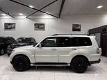 Mitsubishi Pajero-10