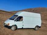 Ford Transit-5