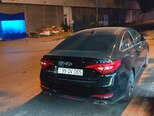 Hyundai Sonata-2
