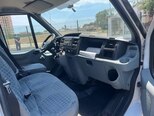 Ford Transit-10