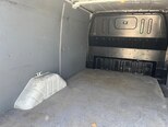 Ford Transit-15