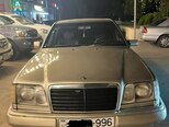 Mercedes 230 E-2