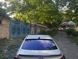Hyundai Elantra-2